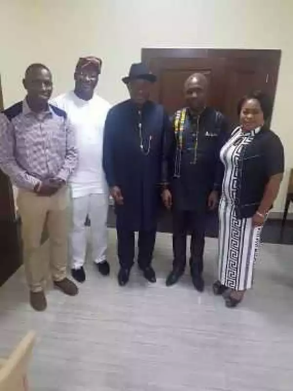 Photos: Good Jonathan Meets With His Supporters In His Office In Abuja